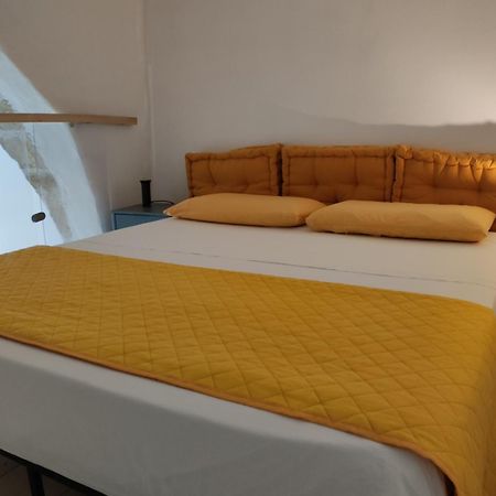 شقة Asmara Exclusive "Loft Industrial" برينديسي المظهر الخارجي الصورة