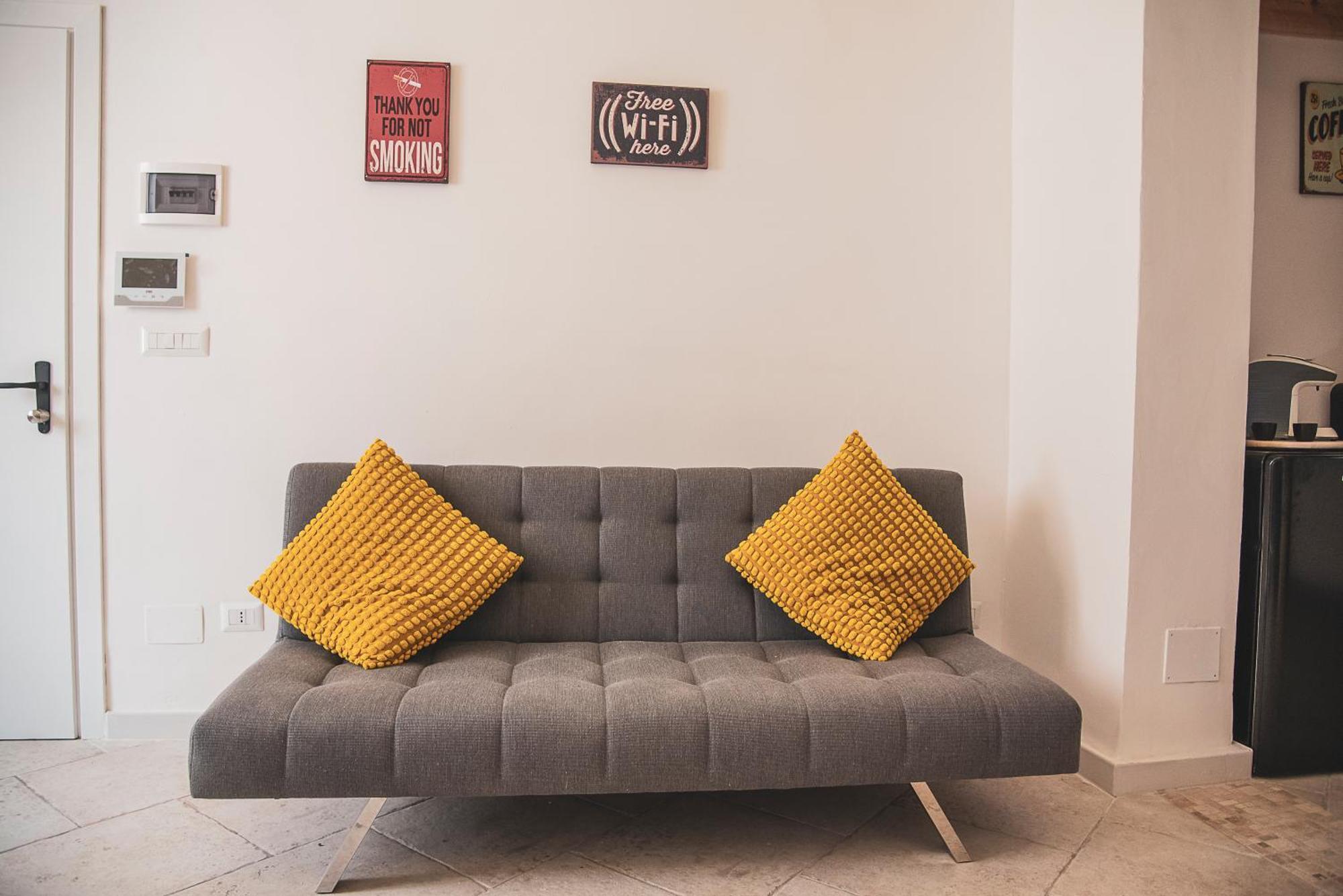 شقة Asmara Exclusive "Loft Industrial" برينديسي المظهر الخارجي الصورة